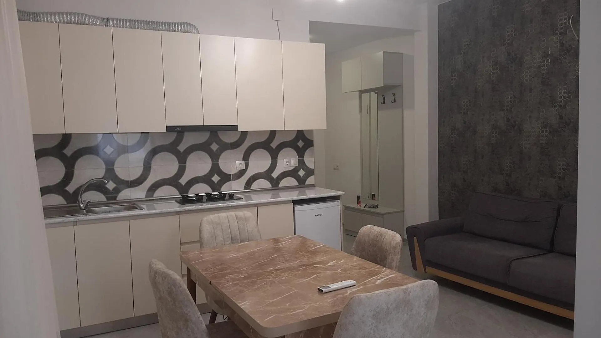 Kolotushkin'S House Apartment Batumi